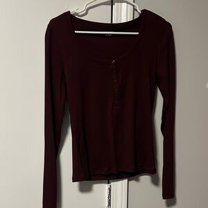 Women's Burgundy Long Sleeve Top